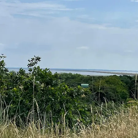 בית נופש Tranquil Retreat In Bolilmark-by Traum